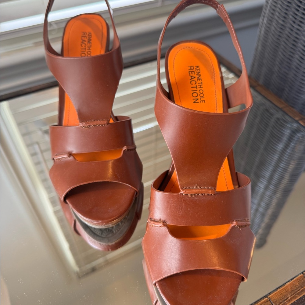 Kenneth Cole Reaction Brown Heeled Shoes with Chunky Sole